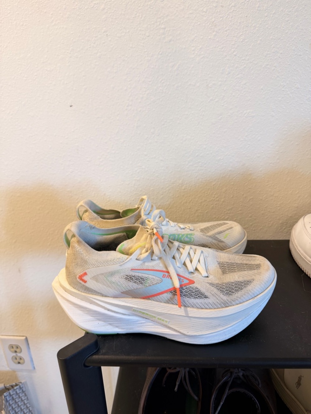 Brooks Women's Hyperion Max 3